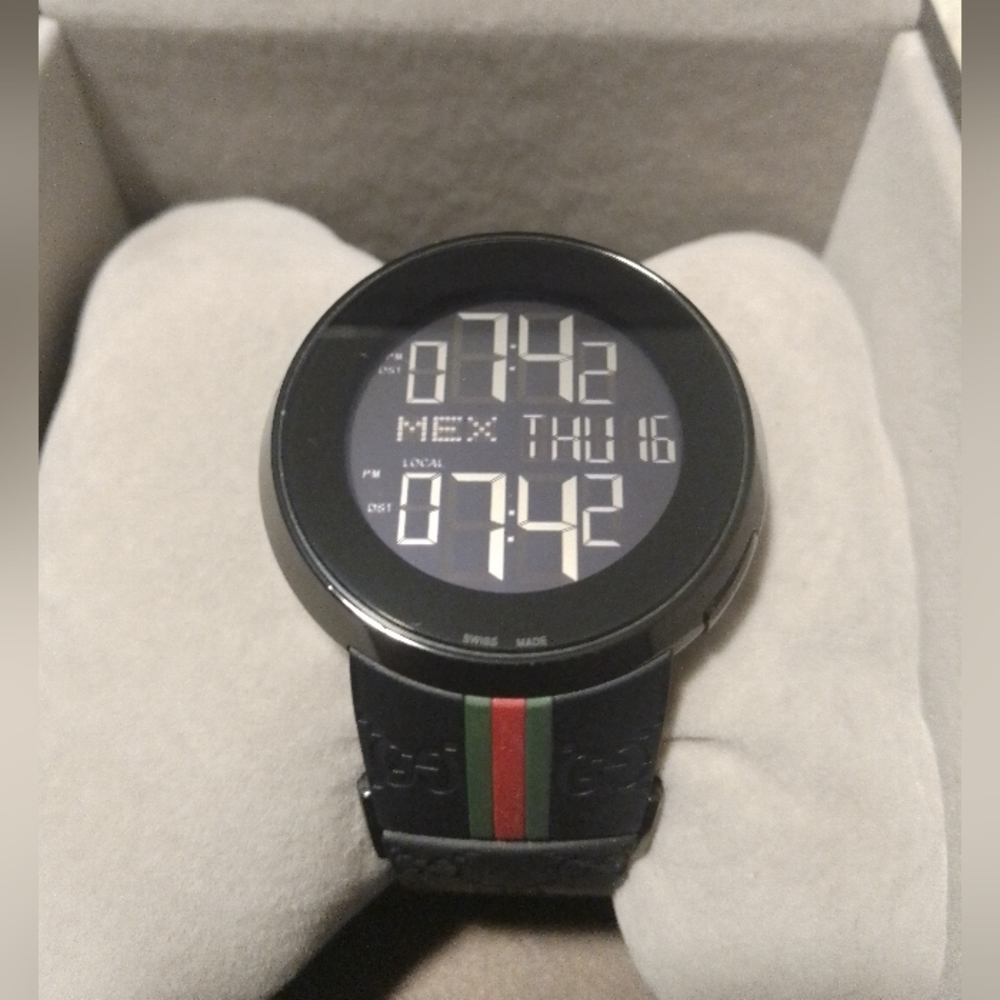 Unisex Gucci Watch